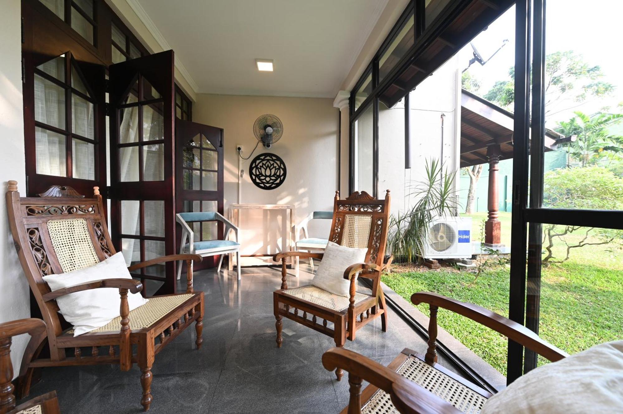 Serene Manor Battaramulla Exterior photo